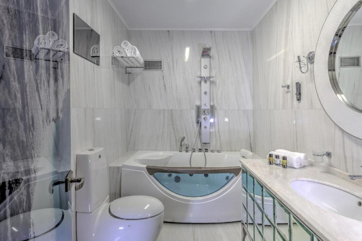 FISCARDONNA LUXURY SUITES