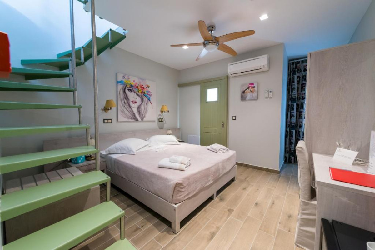 FISCARDONNA LUXURY SUITES