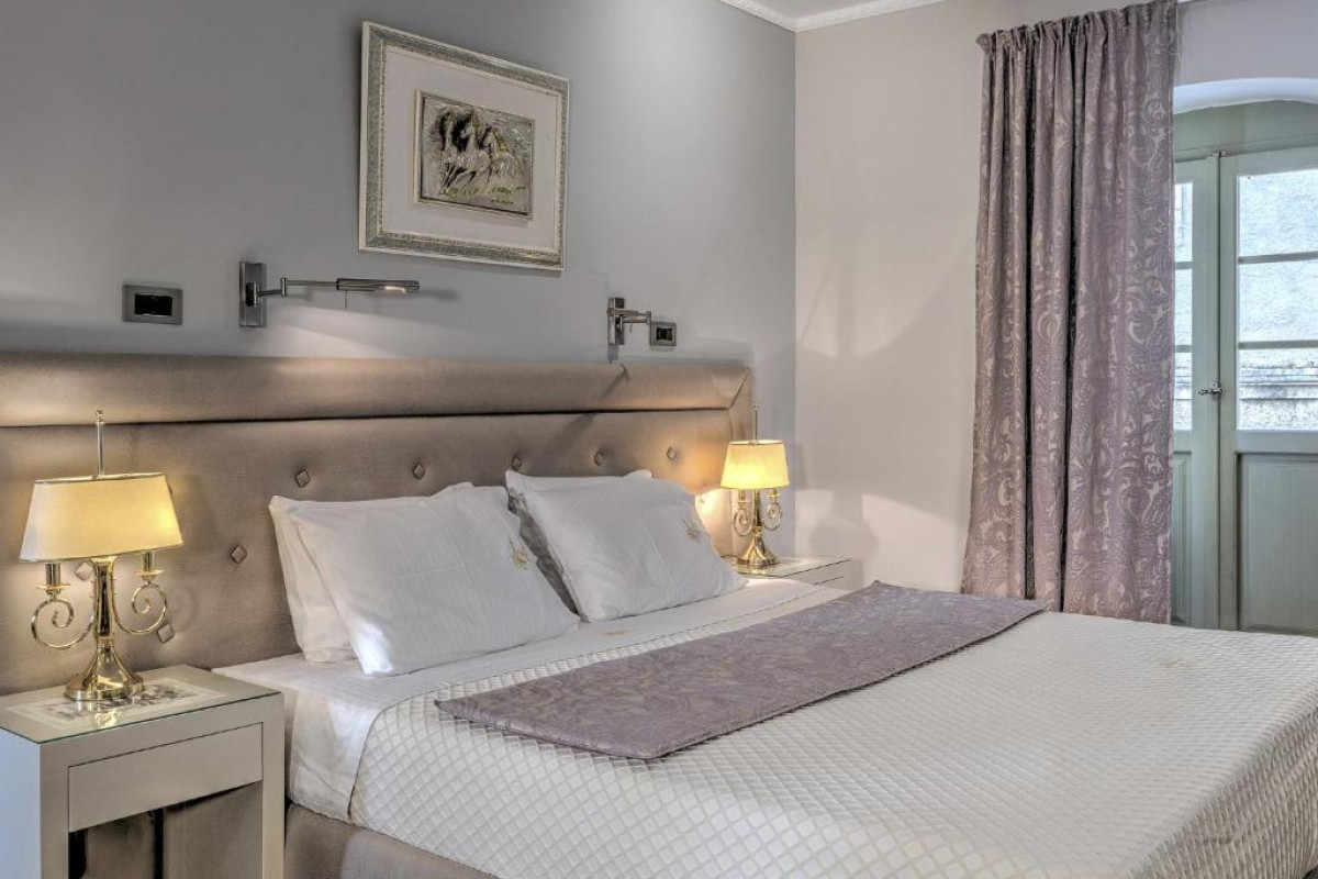 FISCARDONNA LUXURY SUITES