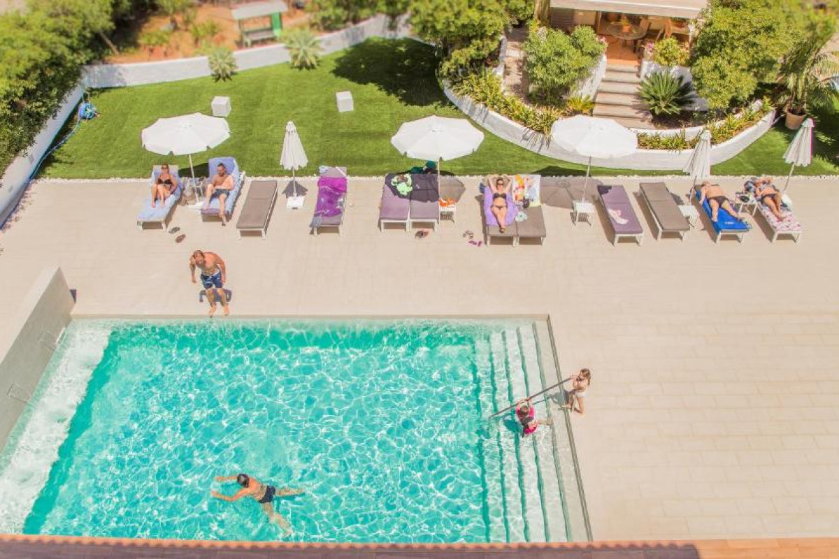 Flacalco Hotels & Apartments