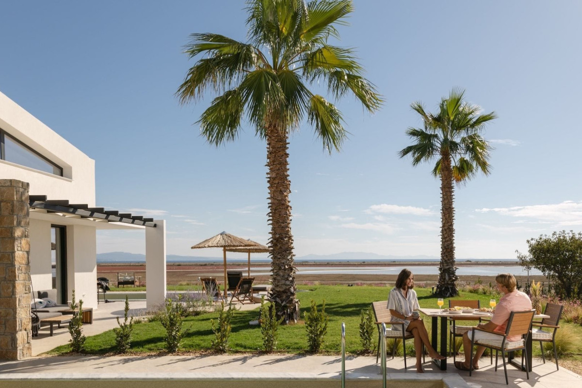 Flamingo Living Suites  Villas