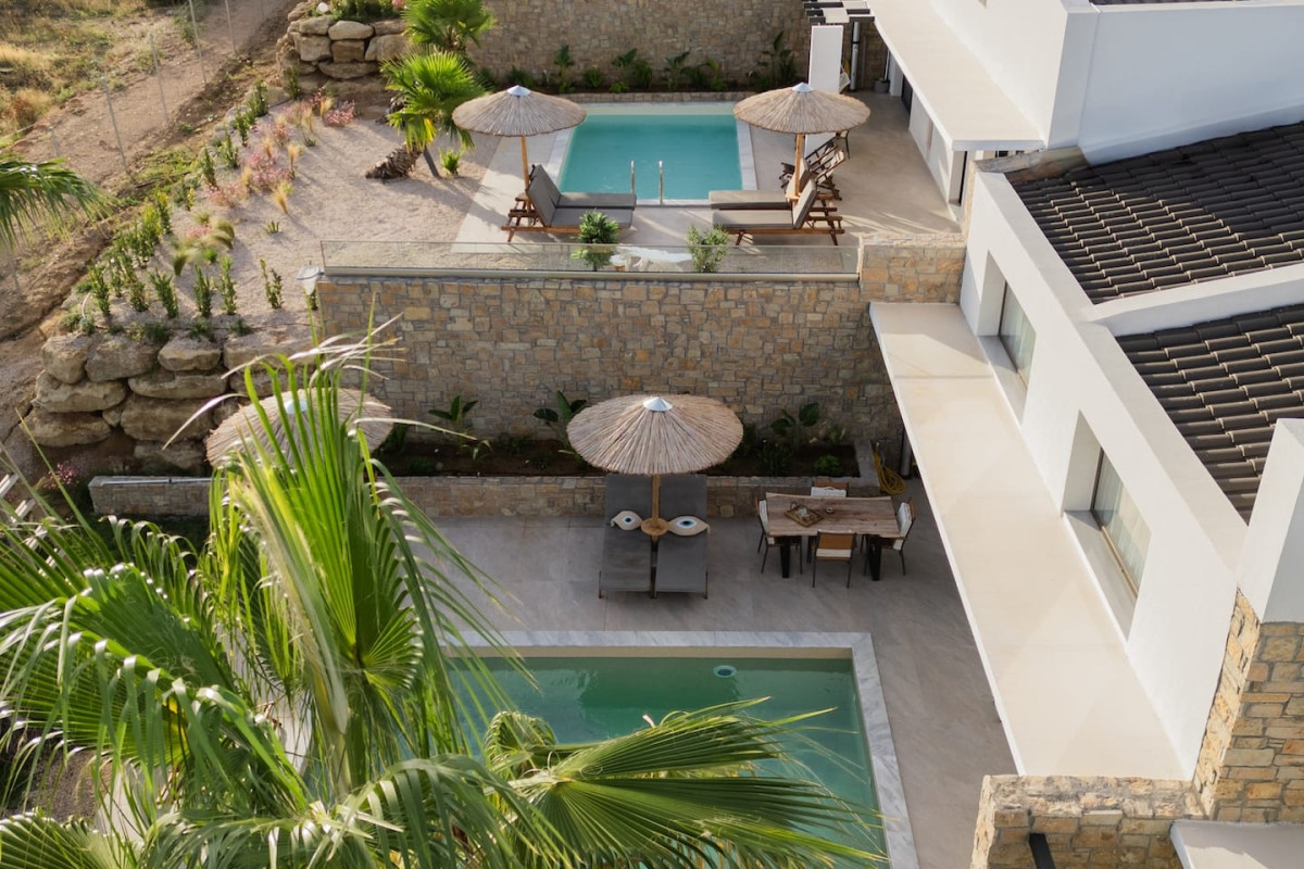 Flamingo Living Suites  Villas