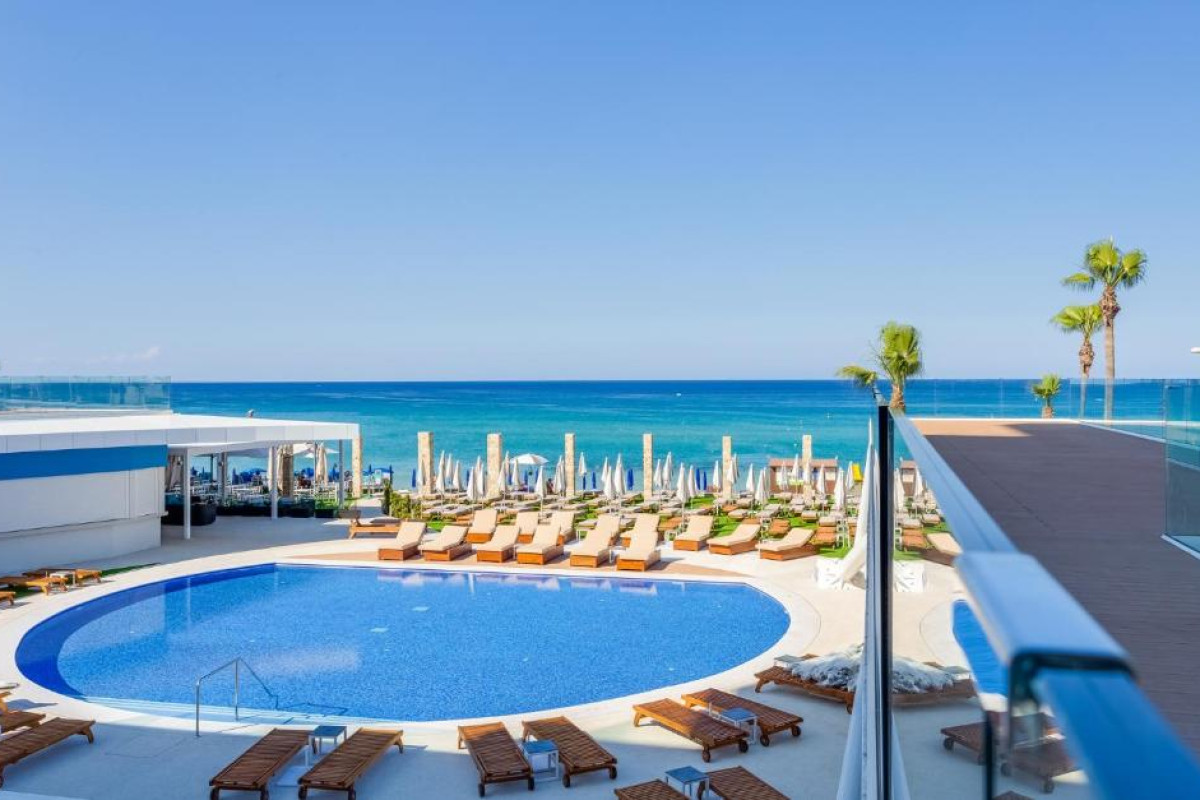 FLAMINGO PARADISE BEACH HOTEL/ ADULTS ONLY