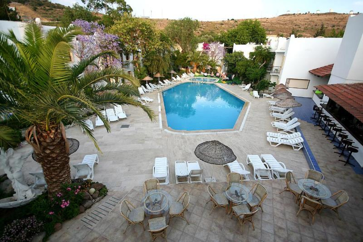 FLORA CLUB HOTEL