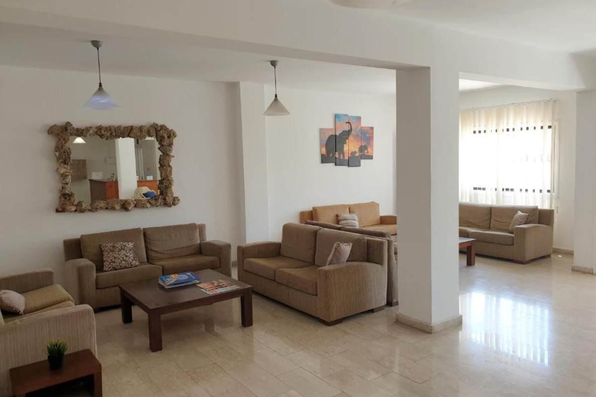Florea Hotel Apartments