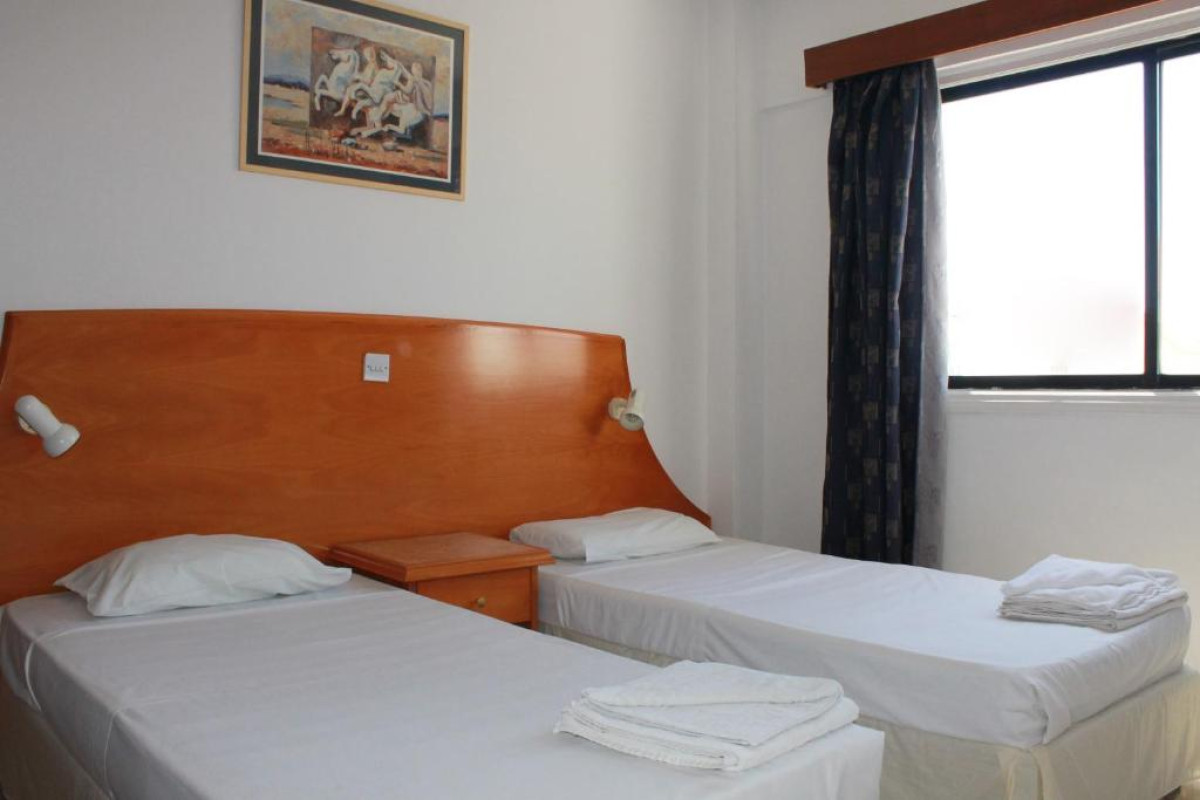 Florea Hotel Apartments