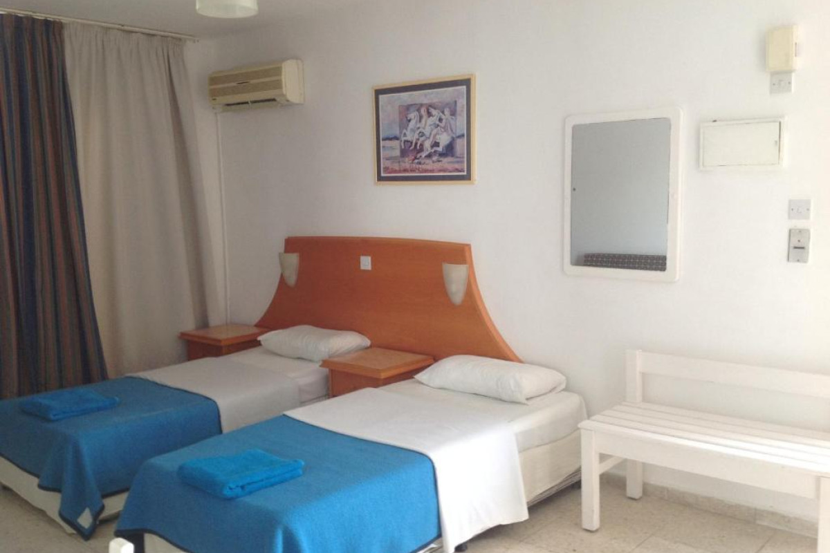 Florea Hotel Apartments