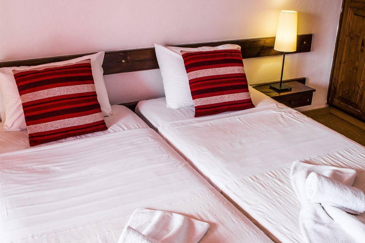 FOLIES CORFU HOTEL APARTMENTS