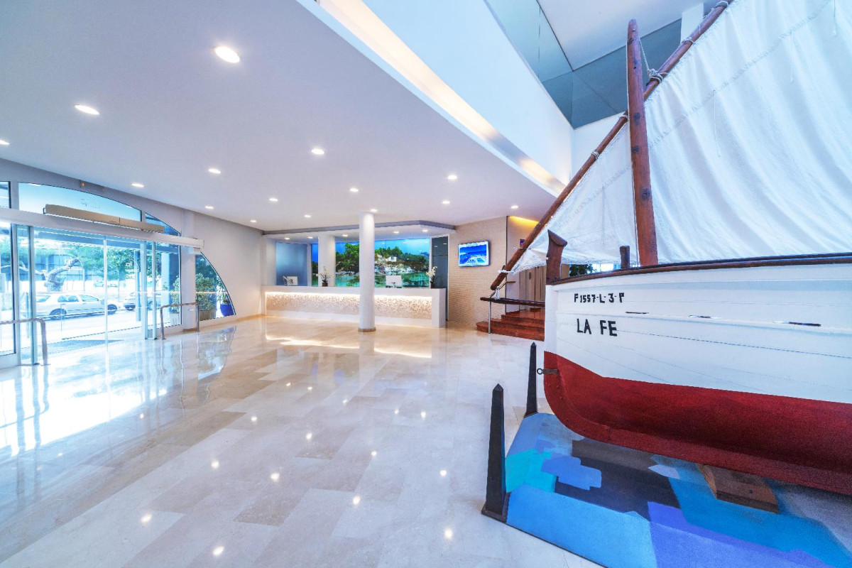 FONTANELLAS PLAYA APART-HOTEL
