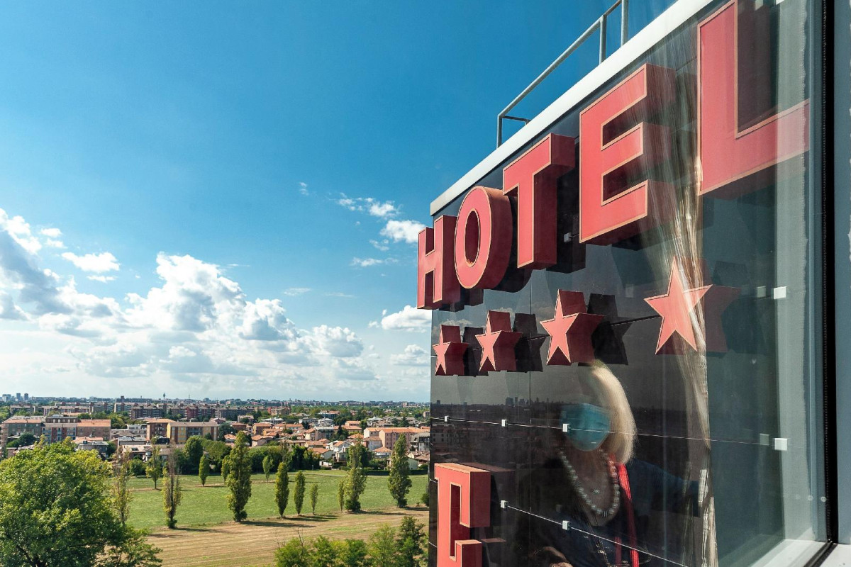 For You Hotel