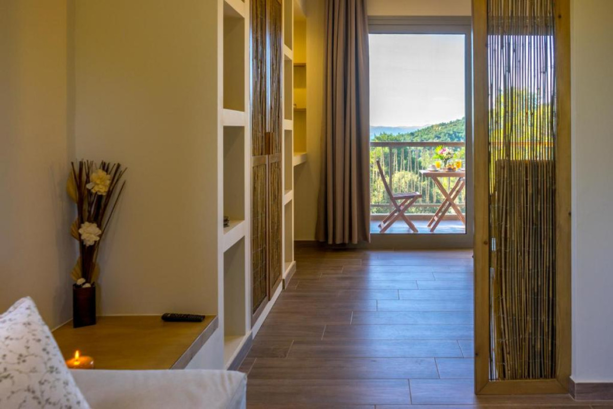 Forest Resort Suites Skiathos