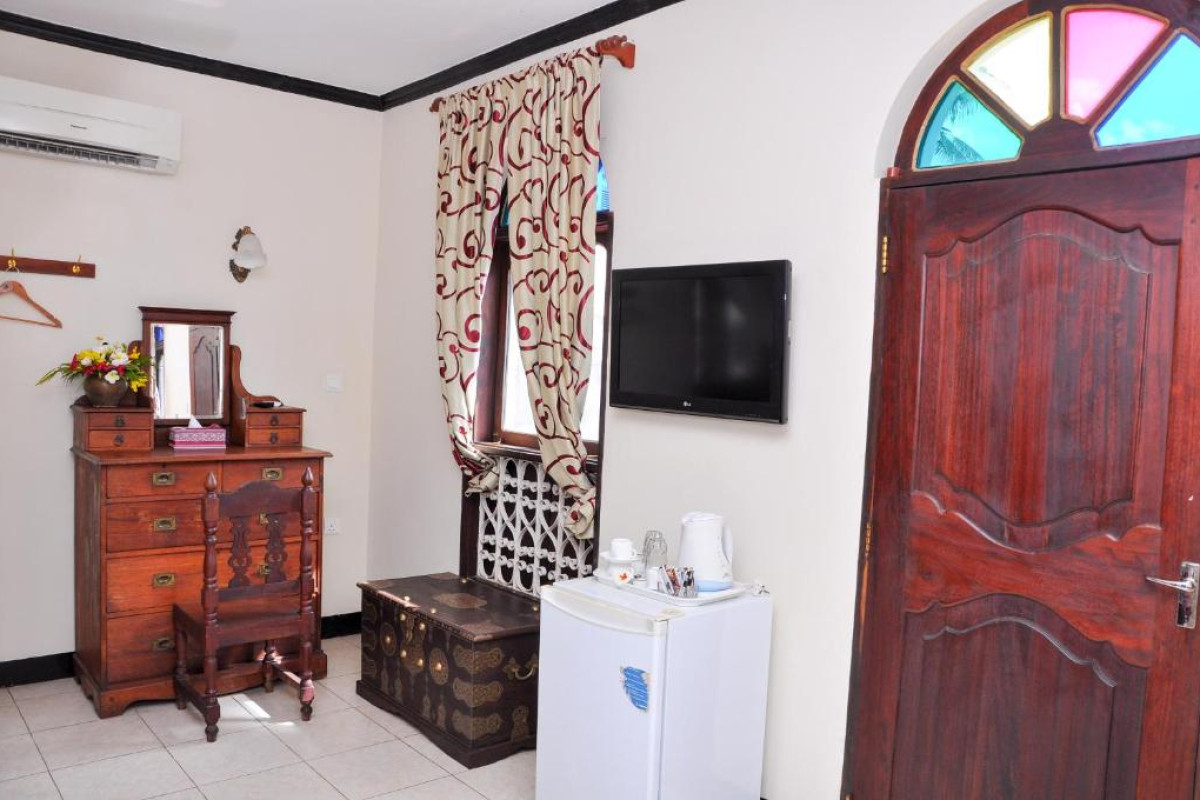 Forodhani Park Hotel