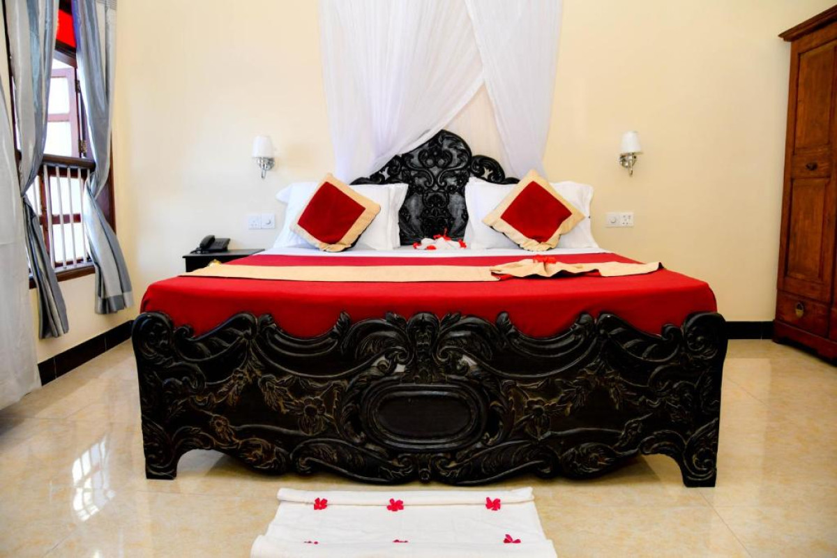 Forodhani Park Hotel