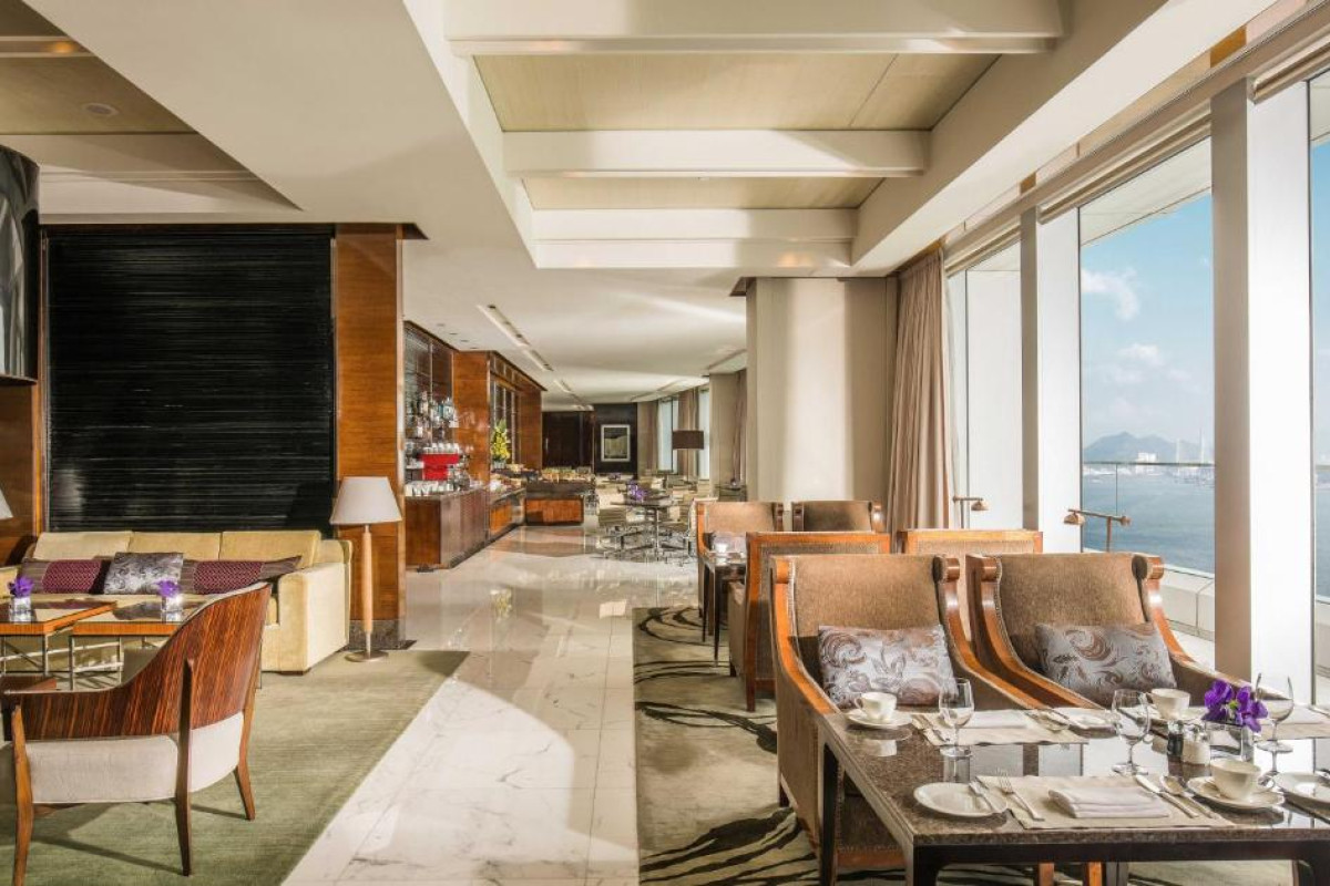 Four Seasons Hotel Hong Kong