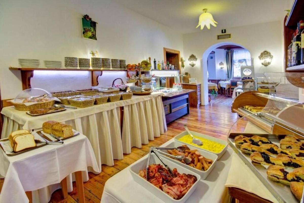 Franceschi Park Hotel