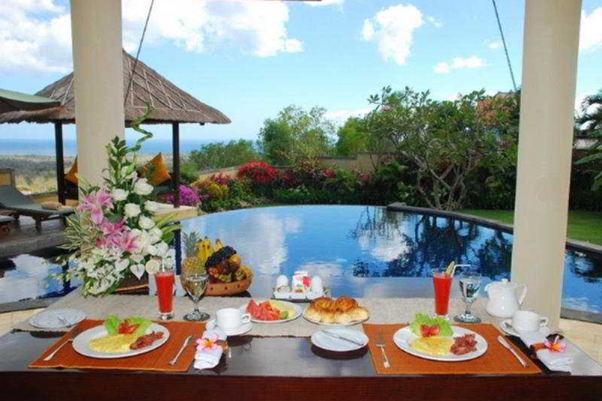 Frangipani Beach
