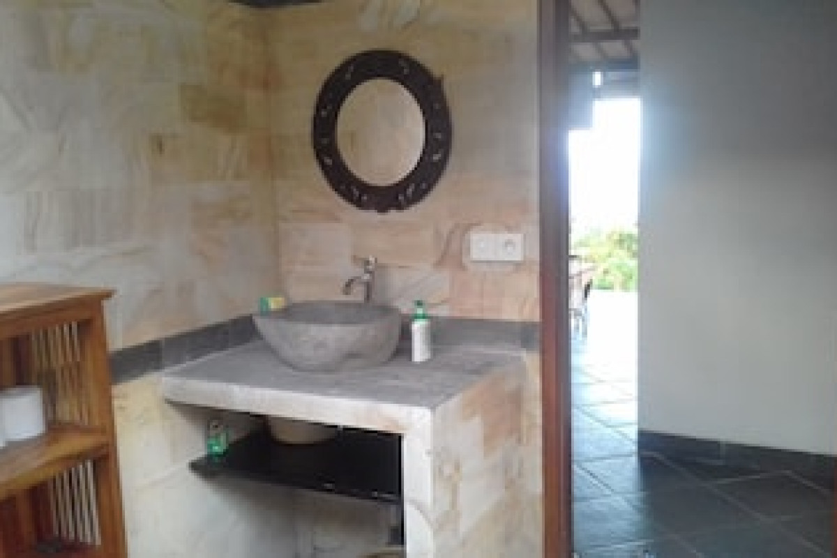 Frangipani Inn & Restaurant