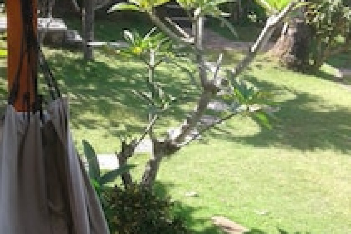 Frangipani Inn & Restaurant