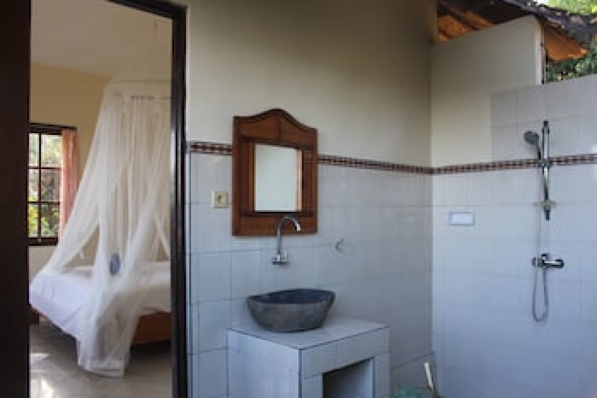 Frangipani Inn & Restaurant