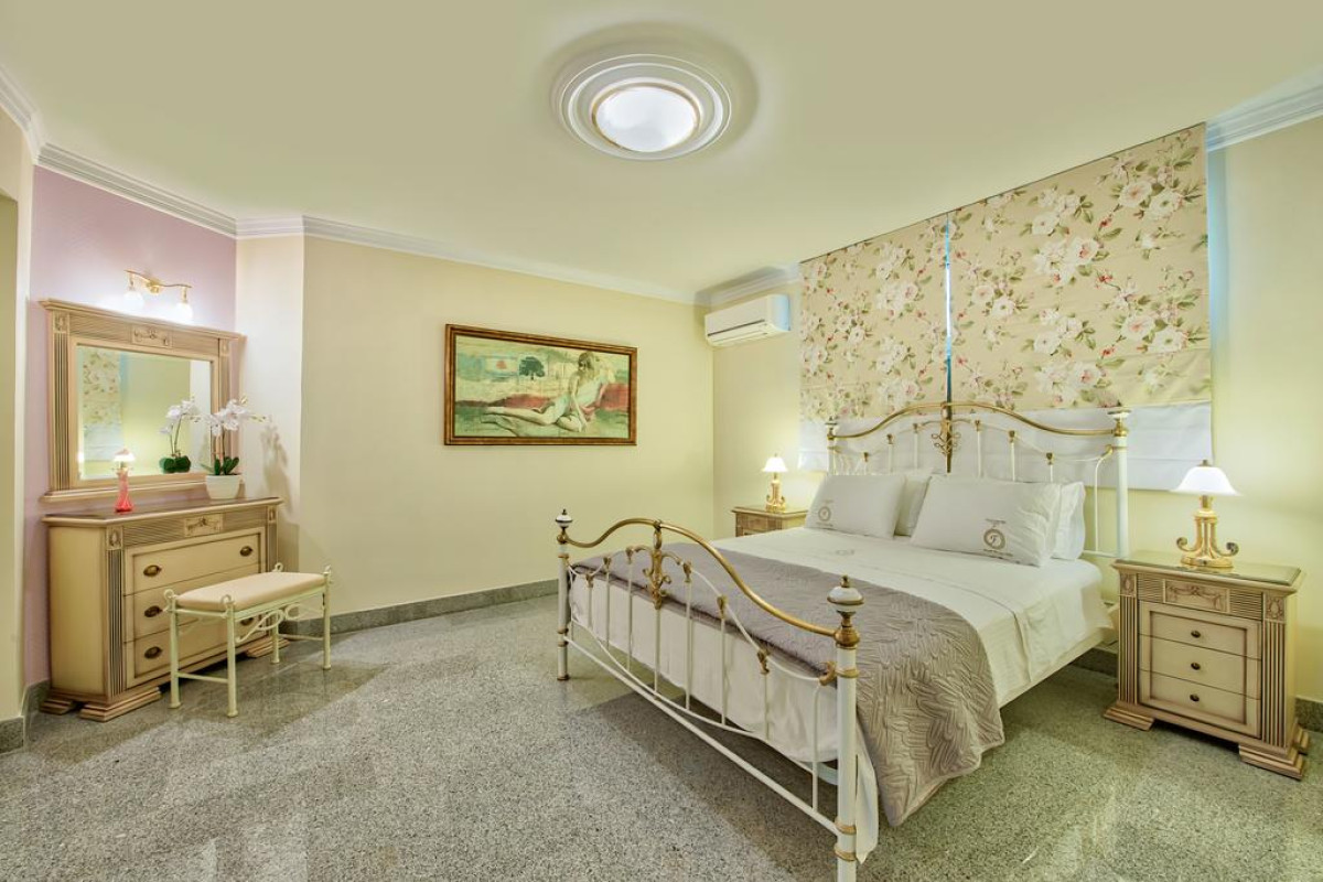 Frido Luxury Villa