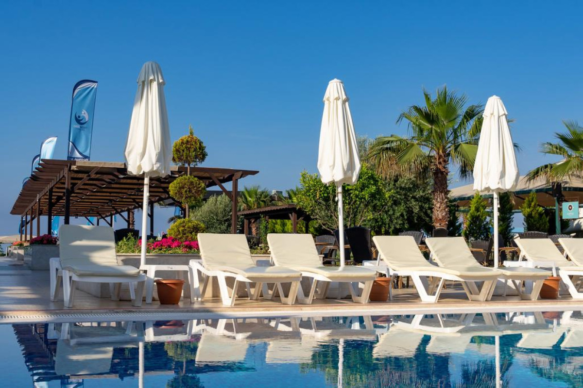 NOVIA DIONIS RESORT&SPA