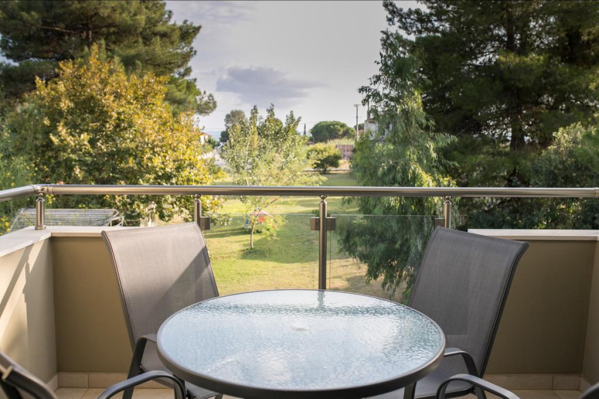 G Mare Studios And Apartments