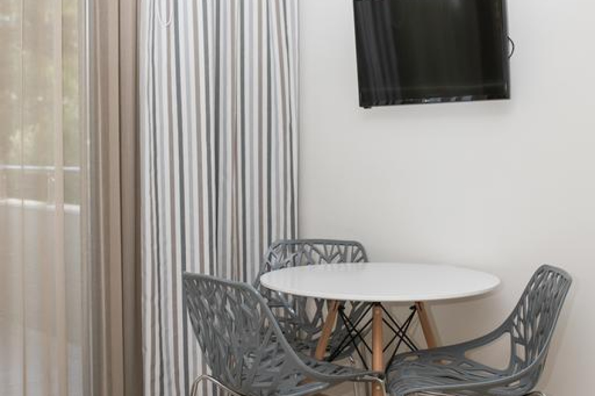 G Mare Studios And Apartments