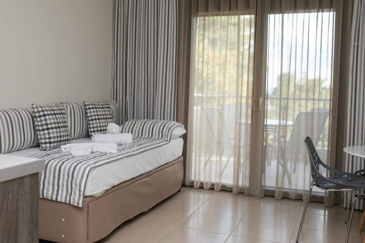 G Mare Studios And Apartments