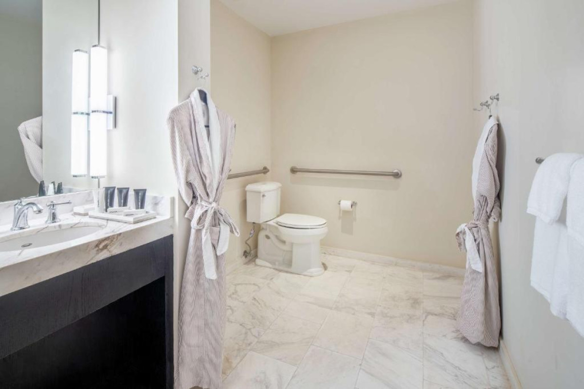 Gale South Beach, Curio Collection By Hilton