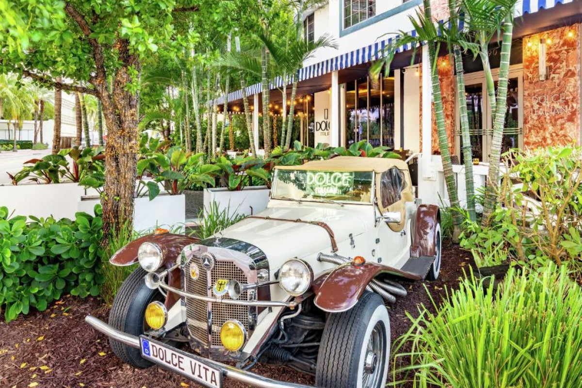 Gale South Beach, Curio Collection By Hilton