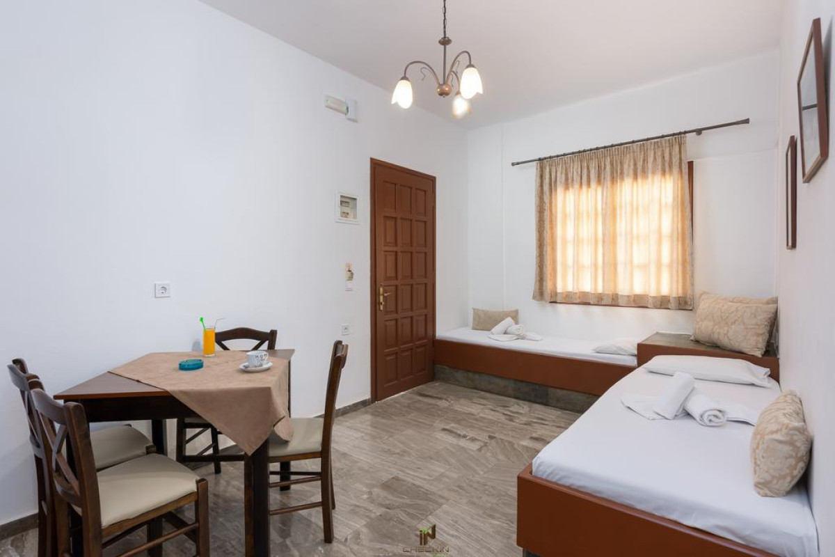 Galini Apartments & Studios