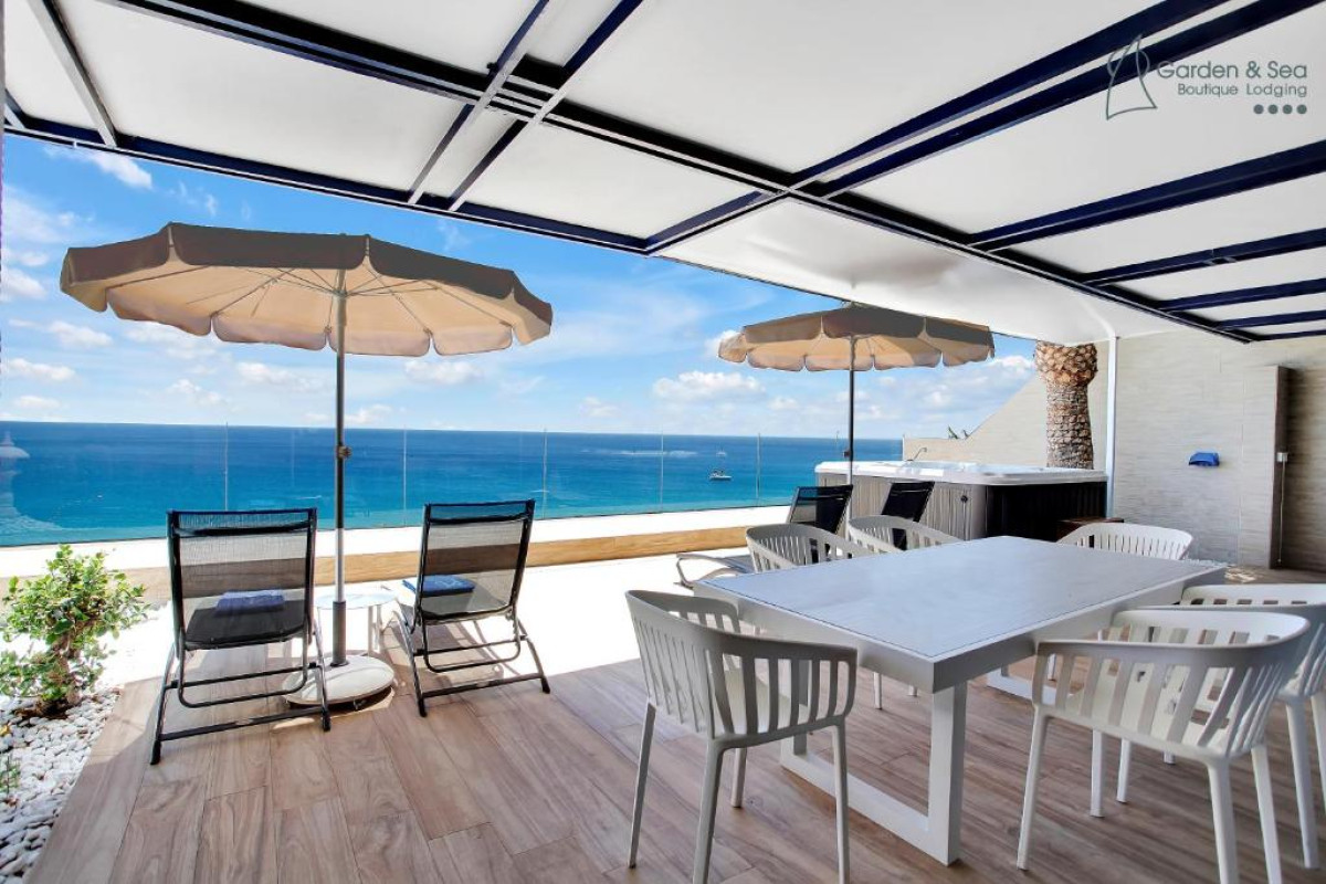 Garden and Sea Boutique Lodging by Livvo Apartamentos