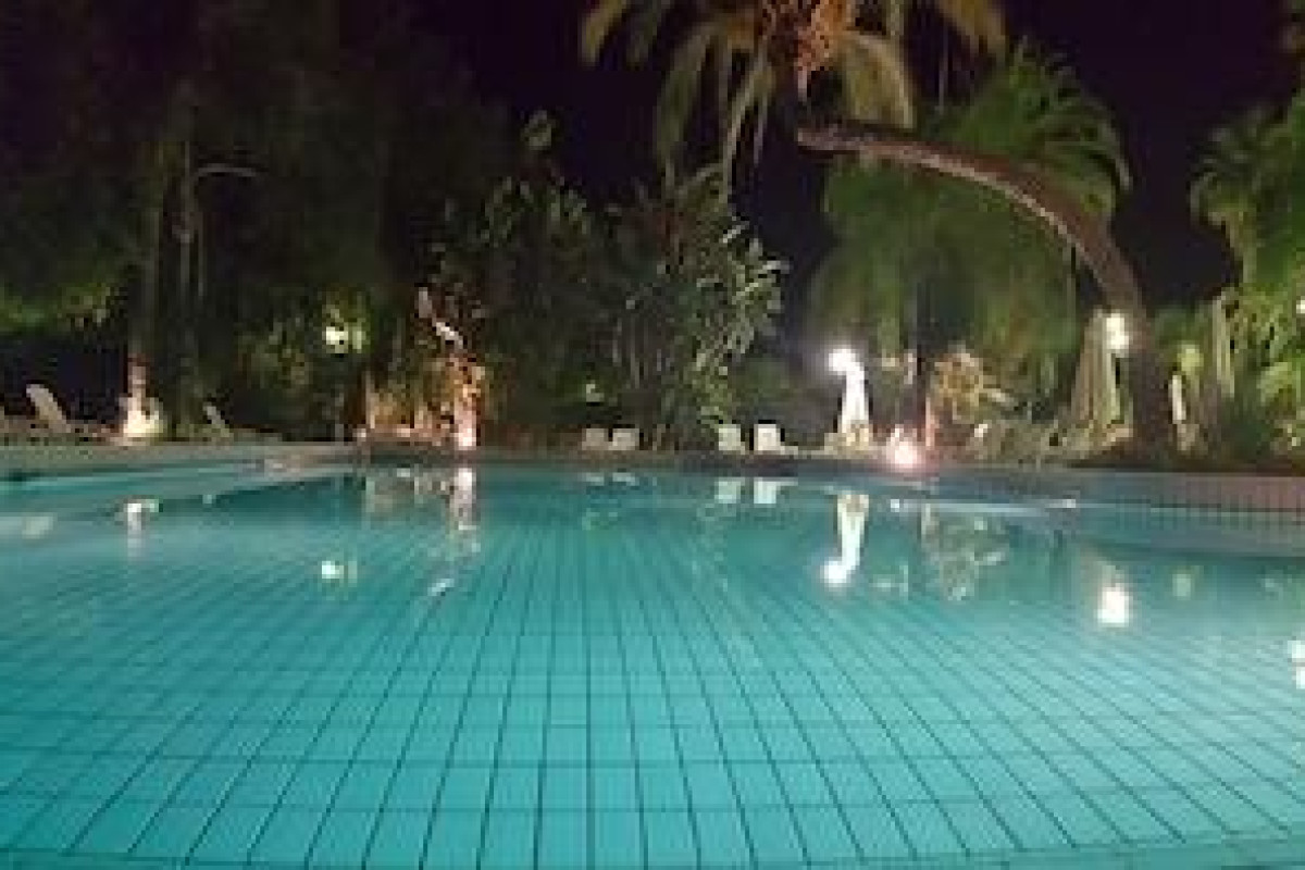 Garden Hotel