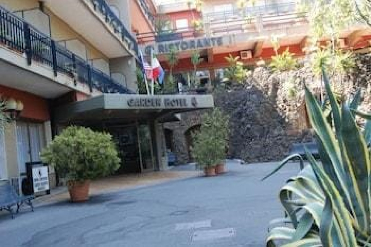 Garden Hotel