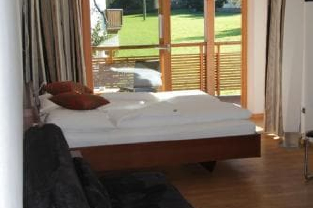 Garni - Hotel Am Burghuegel