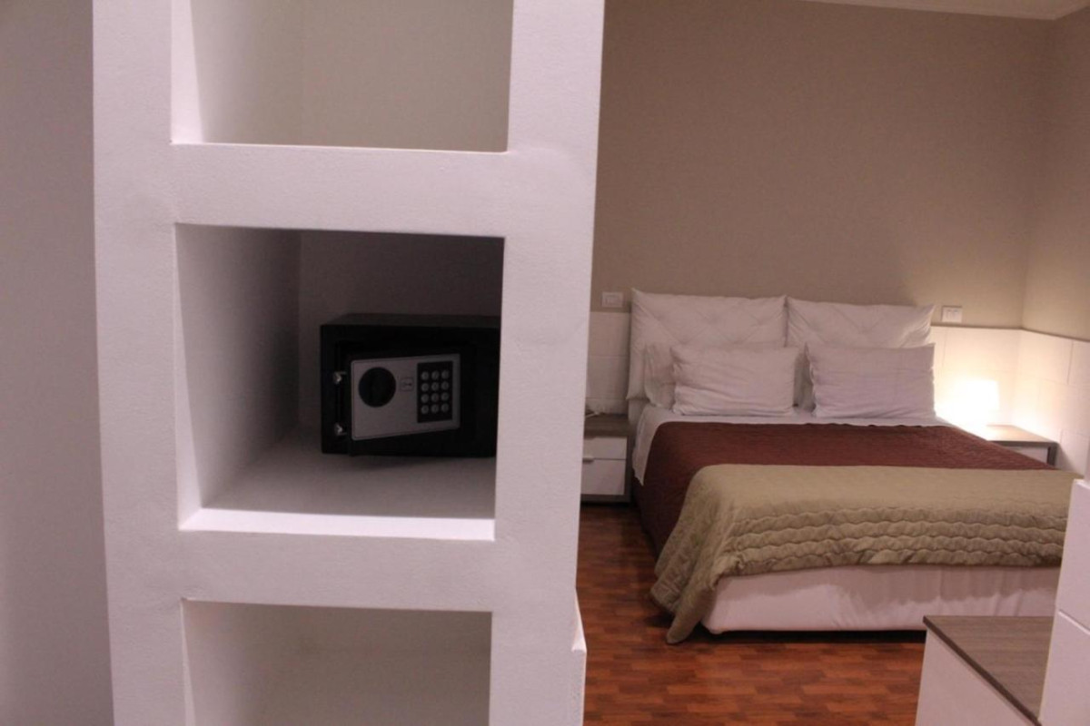 Gazebo Rooms
