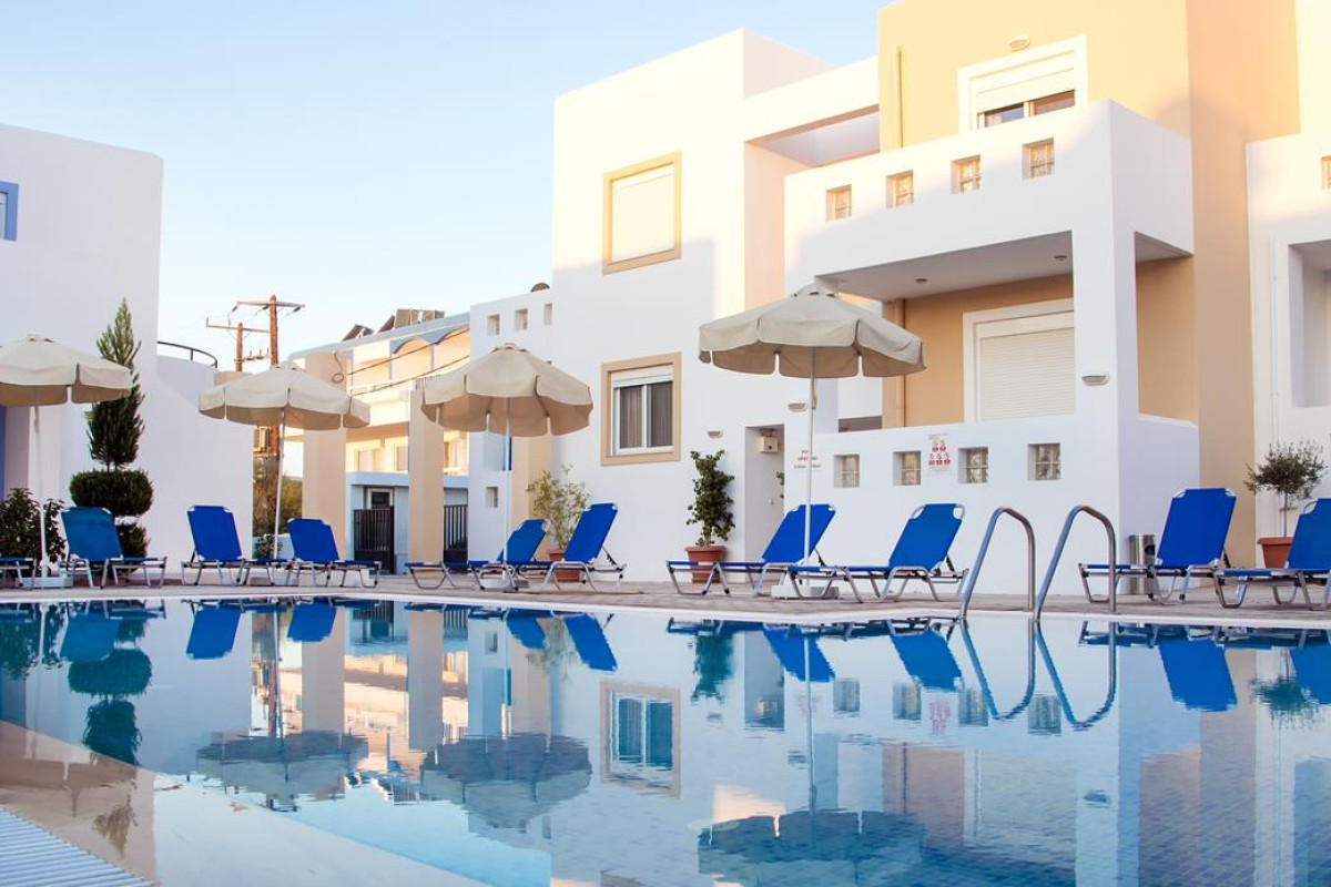 GENNADI GARDENS APARTMENTS