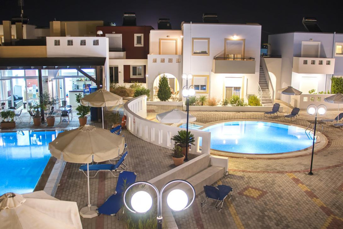 GENNADI GARDENS APARTMENTS