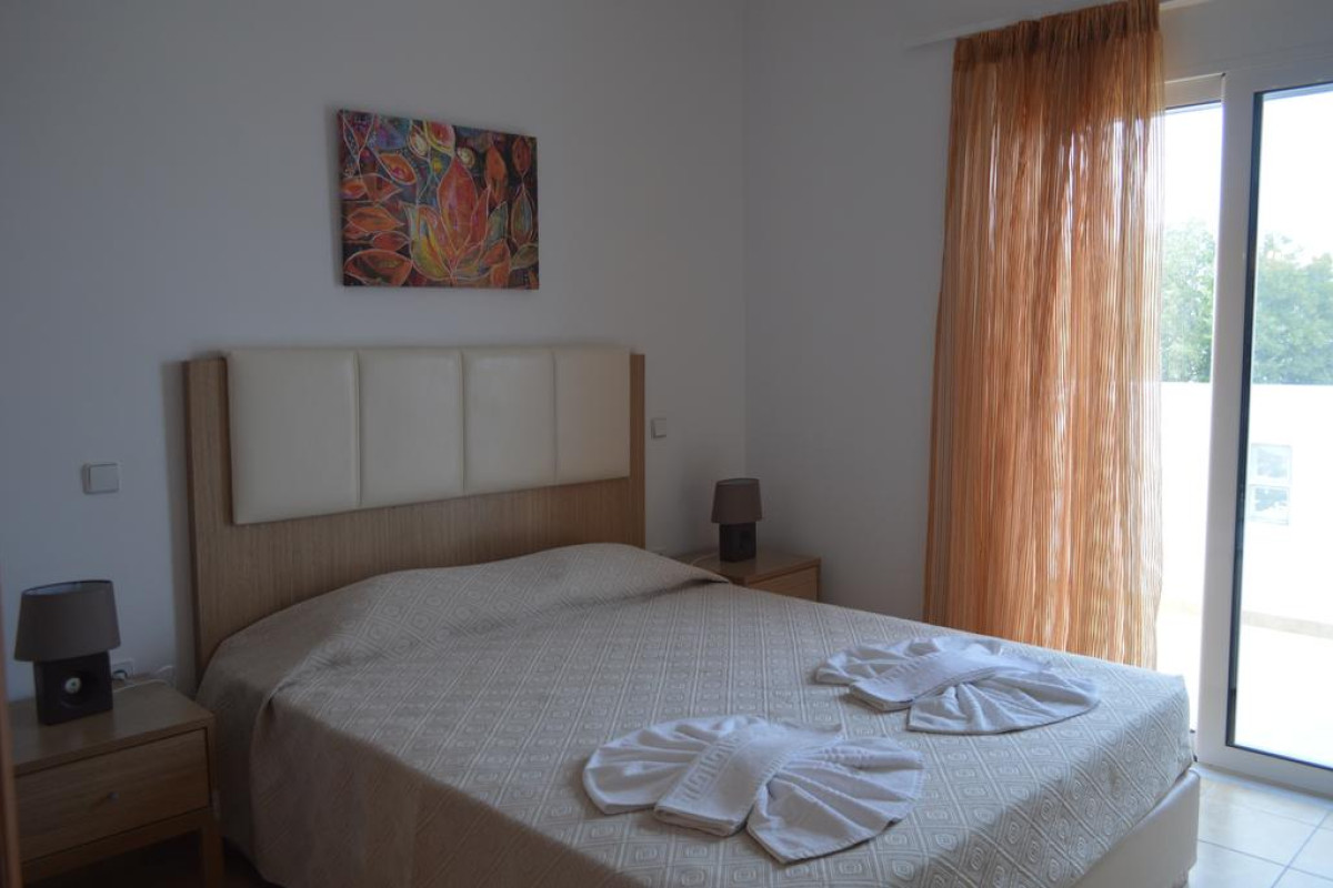 GENNADI GARDENS APARTMENTS