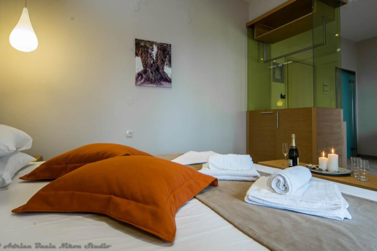 GEORGE HOTEL