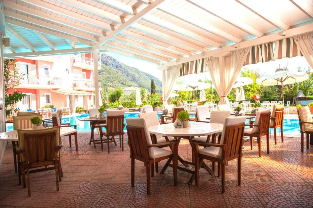 George Hotel