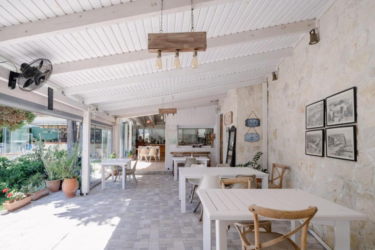 GEORGIAS GARDEN HOTEL