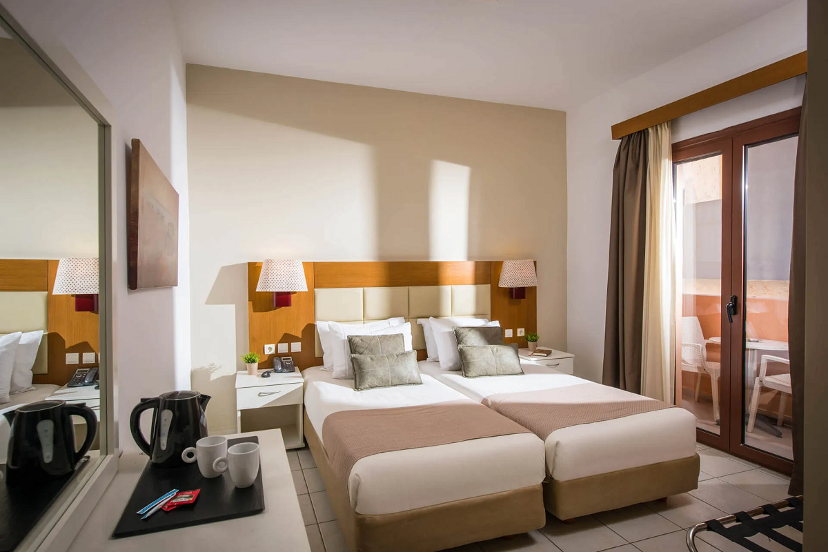 GEORGIAS GARDEN HOTEL