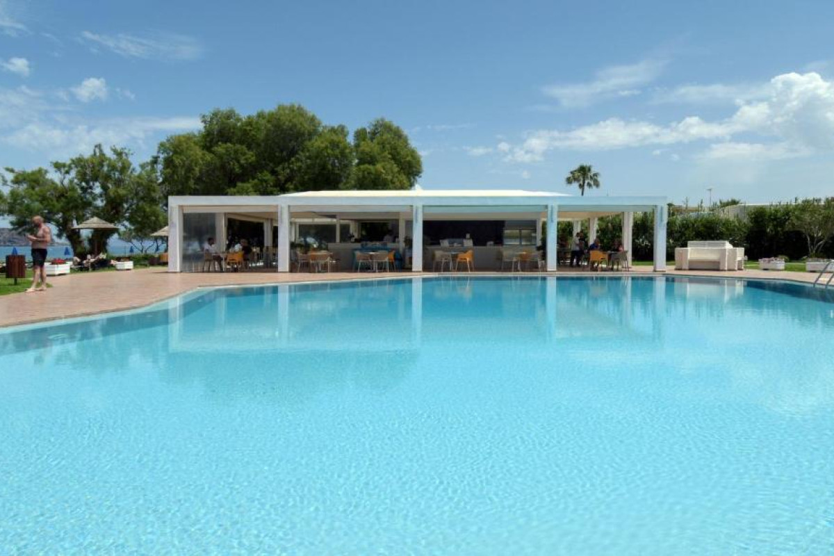 Geraniotis Hotel and Resort