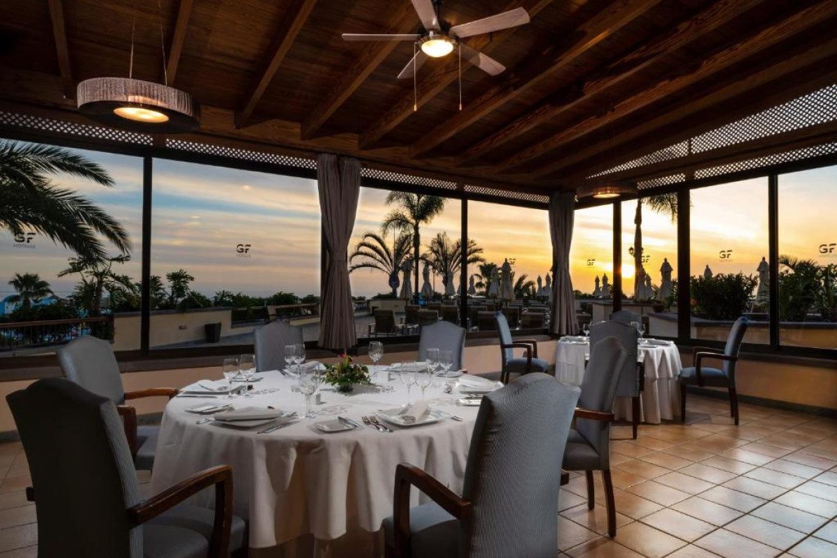 Hotel GF Gran Costa Adeje