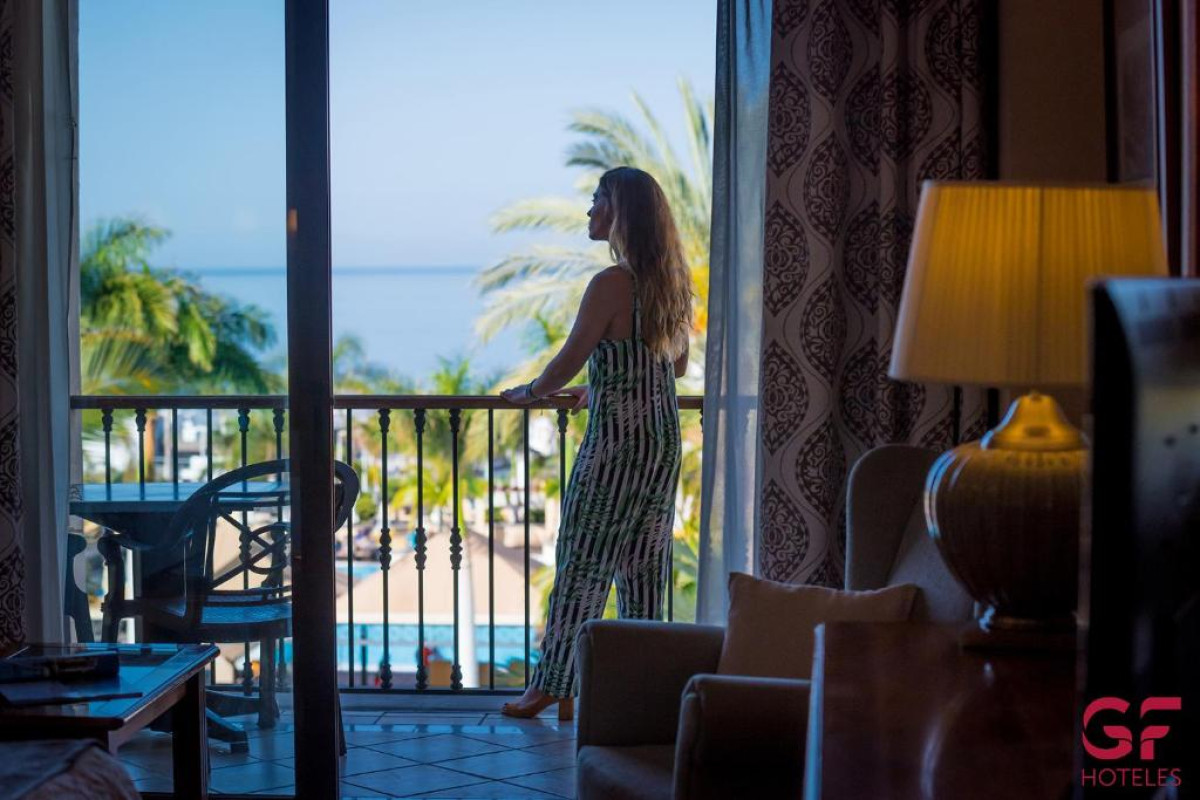 Hotel GF Gran Costa Adeje