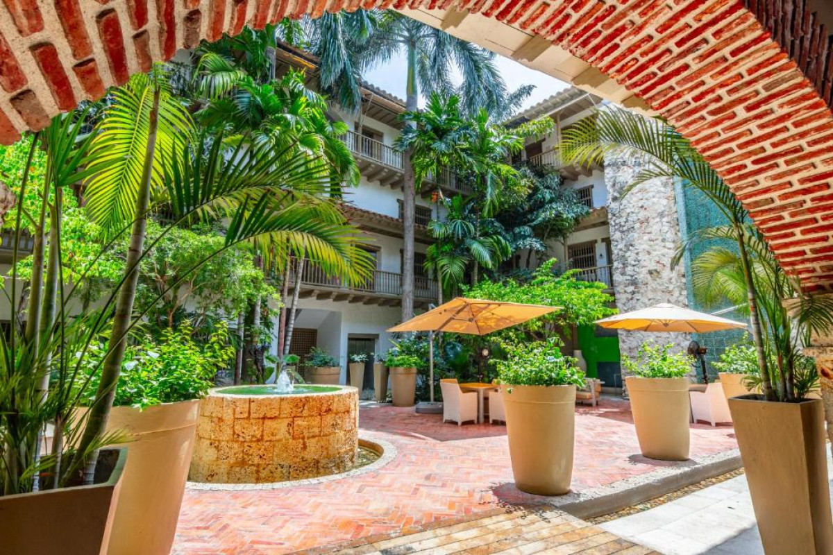 GHL Collection Armería Real Hotel