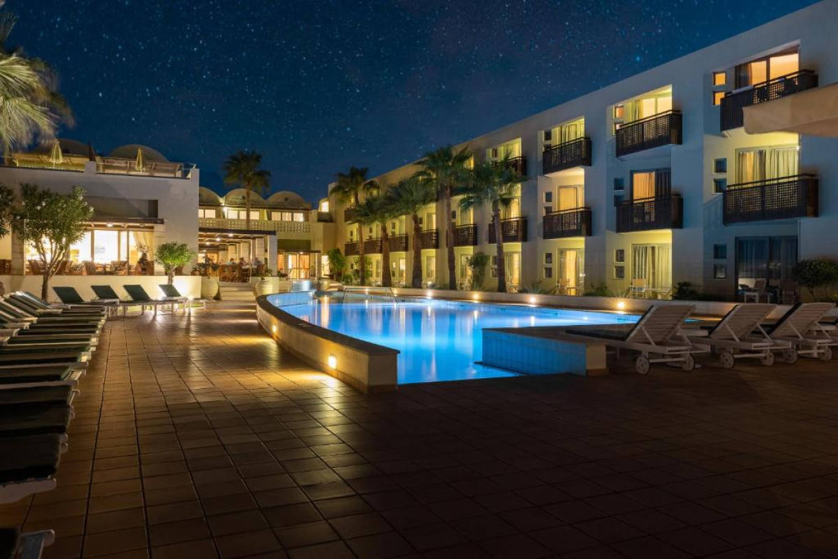 SANTA MARINA PLAZA - AGIA MARINA, CHANIA