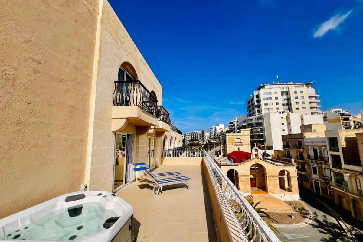 Gillieru Hotel
