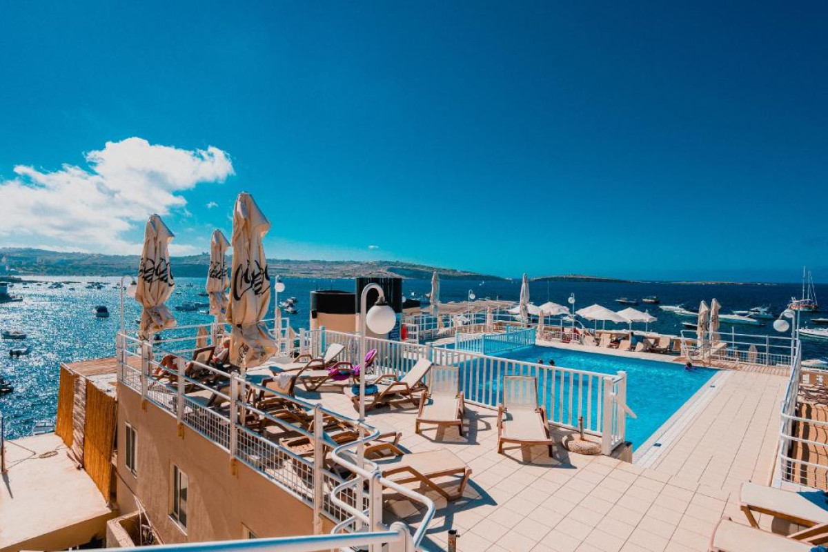 Gillieru Hotel